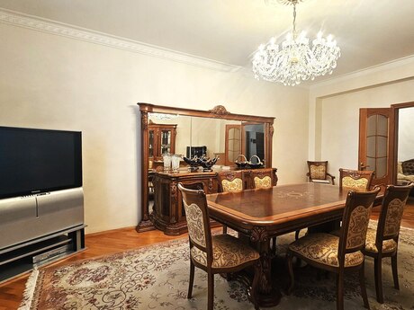 5 otaqlı mənzil, 200 m², Nəriman Nərimanov: 660 000 ₼ 3