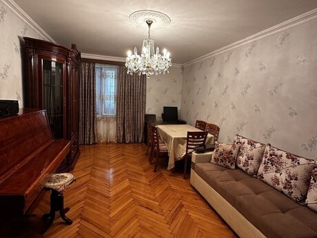 Объявление №6436692 - Баку, м. 20 января, 3-комн., 80 м², 3/9 этаж
