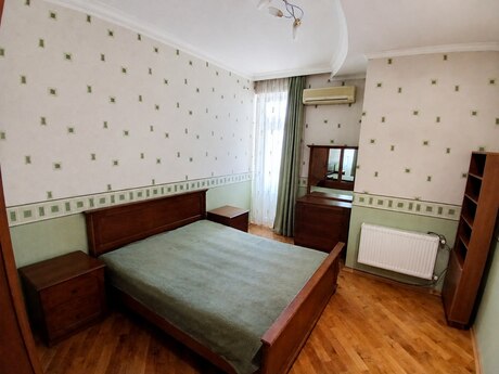 3 otaqlı mənzil, 130 m², Nizami: 344 400 ₼ 5