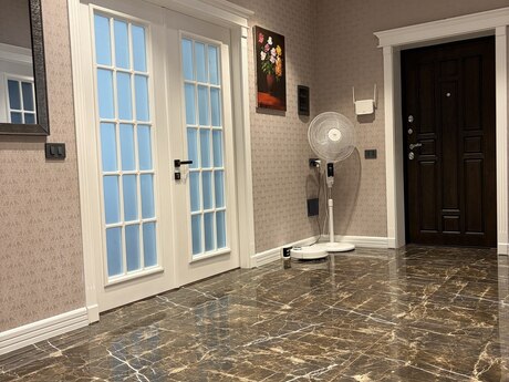 4 otaqlı mənzil, 145 m², 8 Noyabr: 430 000 ₼ 2