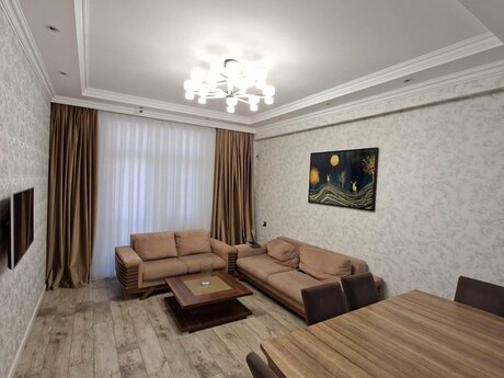 2 otaqlı mənzil, 82 m², Əhmədli: 220 000 ₼ 2