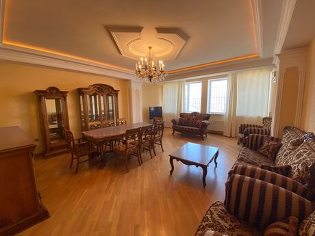 Elan №6436835 - Bakı, Gənclik m., 4 otaqlı, 211 m², 6/13 mərtəbə