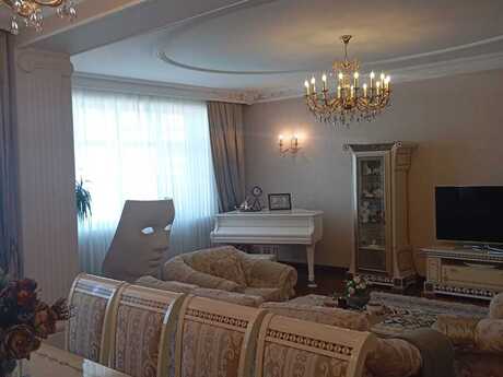Elan №6436898 - Bakı, Elmlər Akademiyası m., 3 otaqlı, 170 m², 14/18 mərtəbə