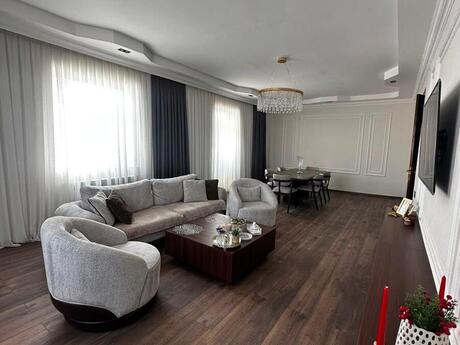 Объявление №6436956 - Баку, Хатаинский р., 7-комн., 300 м²