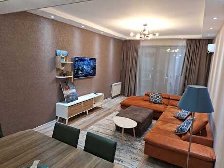 Kirayə 2 otaqlı mənzil, 80 m², Həzi Aslanov: 1 000 ₼/ay 2