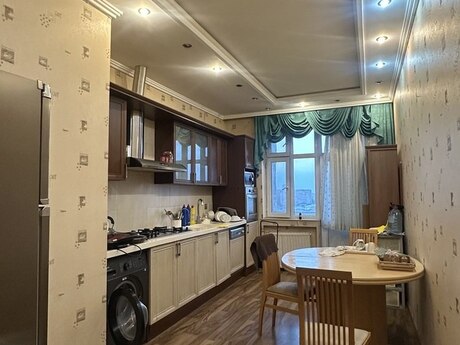 2 otaqlı mənzil, 95 m², İnşaatçılar: 230 000 ₼ 5