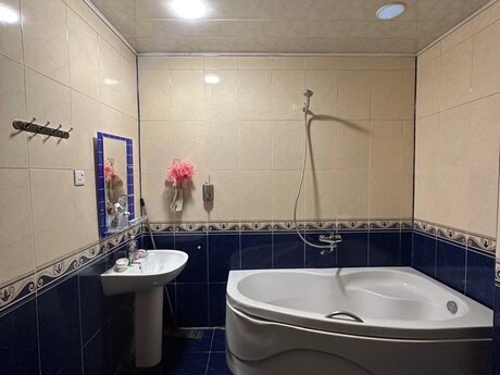 Kirayə 2 otaqlı mənzil, 100 m², Elmlər Akademiyası: 160 ₼/ay 4
