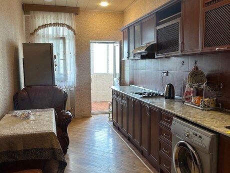 Kirayə 2 otaqlı mənzil, 100 m², Elmlər Akademiyası: 160 ₼/ay 3