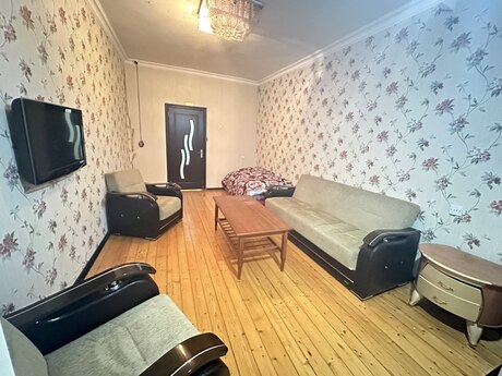 Həzi Aslanovda 2 otaqlı köhnə tikili mənzil kirayə verilir, 70 m², 550 AZN/ay, şəkil 2 / 11