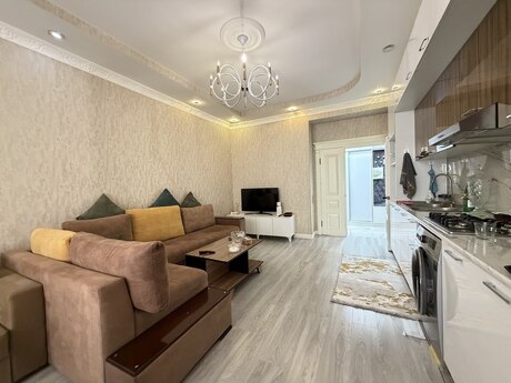 3 otaqlı mənzil, 94 m², Bakıxanov: 290 000 ₼ 3