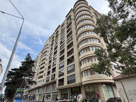 Объявление №6437047 - Баку, пос. Бакиханова, 3-комн., 94 м², 3/12 этаж