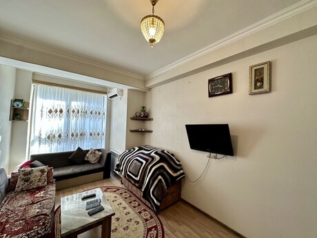 1-room apartment, 50 m², Triumph Palace: 180 000 ₼ 5