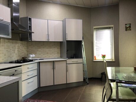Kirayə 3 otaqlı mənzil, 110 m², Şah İsmayıl Xətai: 800 ₼/ay 3
