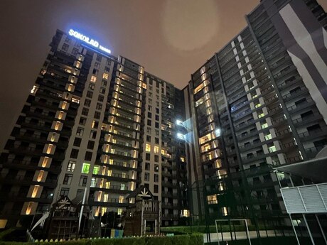 4 otaq · 330 m² · 10/18 mərtəbə, Elmlər Akademiyası