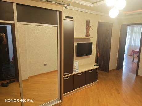 Kirayə 3 otaqlı mənzil, 120 m², Qara Qarayev: 1 000 ₼/ay 3