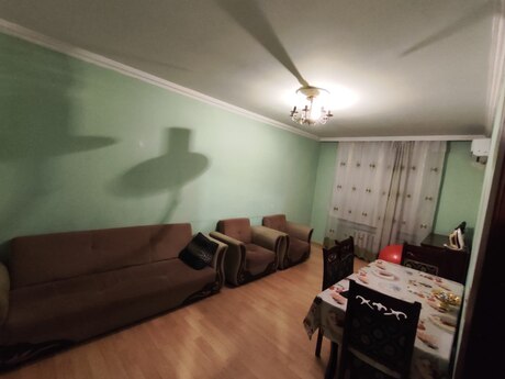 3-room apartment for rent, 67 m², Həzi Aslanov: 130 ₼/mo 3