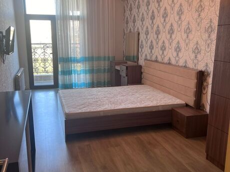 3-room apartment for rent, 115 m², Həzi Aslanov: 1 200 ₼/mo 5