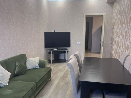 3-room apartment for rent, 115 m², Həzi Aslanov: 1 200 ₼/mo 3