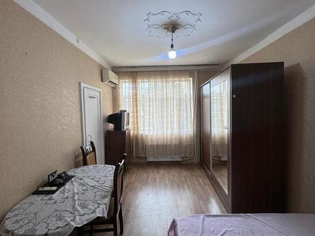 Объявление №6437472 - Баку, м. 20 января, 2-комн., 45 м², 4/5 этаж