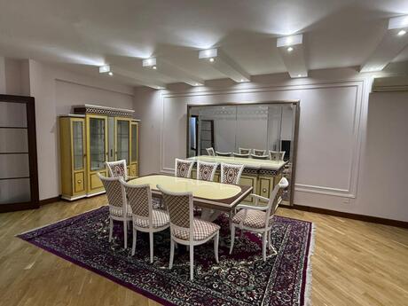 Kirayə 4 otaqlı mənzil, 240 m², Nəsimi: 2 000 ₼/ay 5