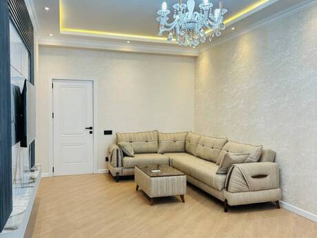 3-room apartment for rent, 110 m², 20 Yanvar: 1 200 ₼/mo 4