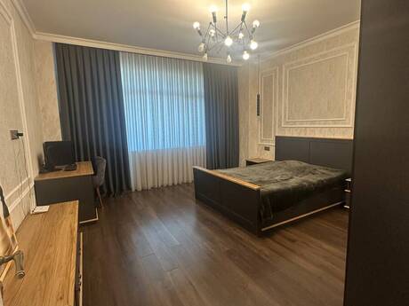 5 otaqlı mənzil, 265 m², 8 Noyabr: 850 000 ₼ 3
