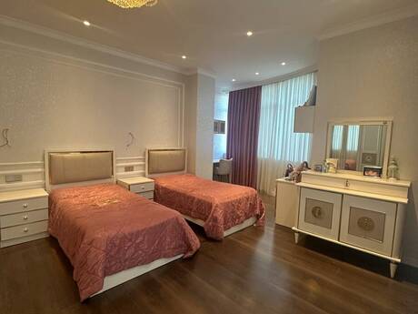 5 otaqlı mənzil, 265 m², 8 Noyabr: 850 000 ₼ 5