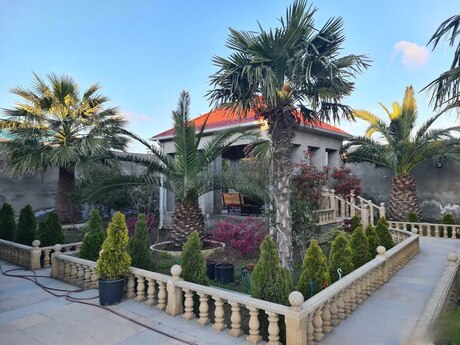 Elan №6437666 - Bakı, Azadlıq Prospekti m., 10 otaqlı, 550 m²