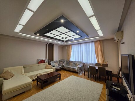 Kirayə 3 otaqlı mənzil, 145 m², Nizami: 1 500 ₼/ay 4