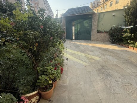 6 otaqlı həyət evi, 250 m², Həzi Aslanov: 380 000 ₼ 3