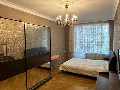 Kirayə 3 otaqlı mənzil, 170 m², Nizami: 1 500 ₼/ay 4