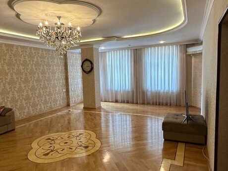 Kirayə 3 otaqlı mənzil, 170 m², Nizami: 1 500 ₼/ay 2
