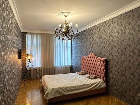 Kirayə 3 otaqlı mənzil, 170 m², Nizami: 1 500 ₼/ay 3
