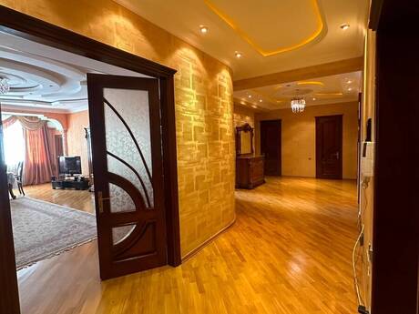 Kirayə 4 otaqlı mənzil, 220 m², Gənclik: 1 500 ₼/ay 4