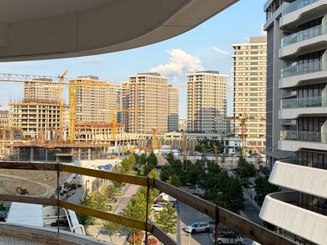 4 otaqlı mənzil, 215 m², Ağ şəhər: 1 010 500 ₼ 2