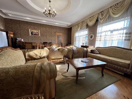 Elan №6437789 - Bakı, Bakıxanov q., 9 otaqlı, 300 m²
