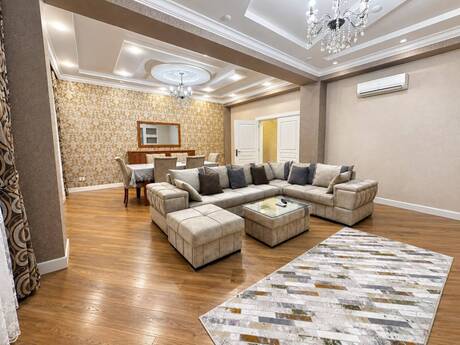 Elan №6437787 - Bakı, Ağ şəhər q., 3 otaqlı, 150 m², 5/7 mərtəbə
