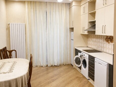 Kirayə 3 otaqlı mənzil, 150 m², Ağ şəhər: 1 500 ₼/ay 5
