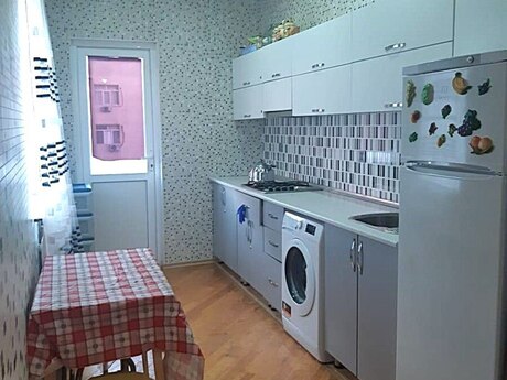 Kirayə 2 otaqlı mənzil, 100 m², İnşaatçılar: 750 ₼/ay 5
