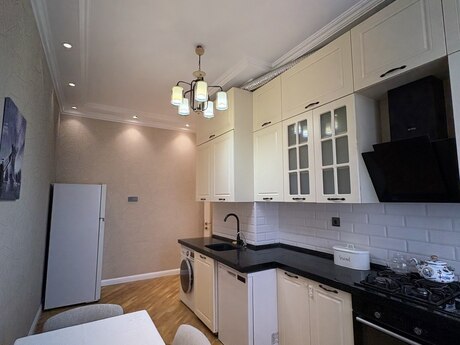 3 otaqlı mənzil, 90 m², Nəsimi: 285 000 ₼ 3