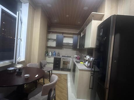 Kirayə 3 otaqlı mənzil, 110 m², Zümrüd Residence: 900 ₼/ay 5