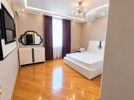 Qara Qarayevdə 3 otaqlı yeni tikili mənzil kirayə verilir, 160 m², 950 AZN/ay, şəkil 3 / 9