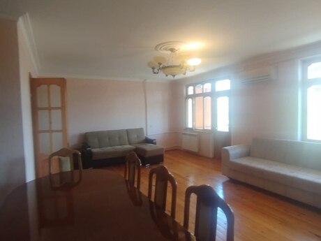 Аренда: 4-комнатная квартира, 110 м², Həzi Aslanov: 550 ₼/мес 2