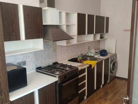 Kirayə 2 otaqlı mənzil, 55 m², Şah İsmayıl Xətai: 800 ₼/ay 3