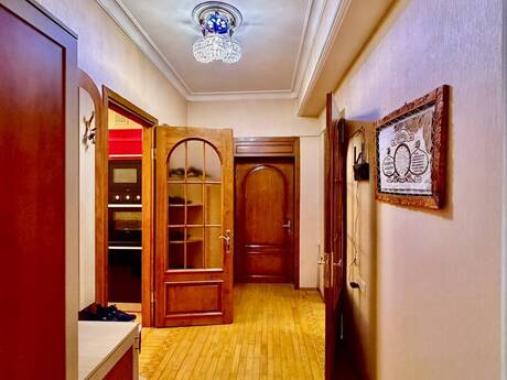 3 otaqlı mənzil, 120 m², 20 Yanvar: 265 000 ₼ 3