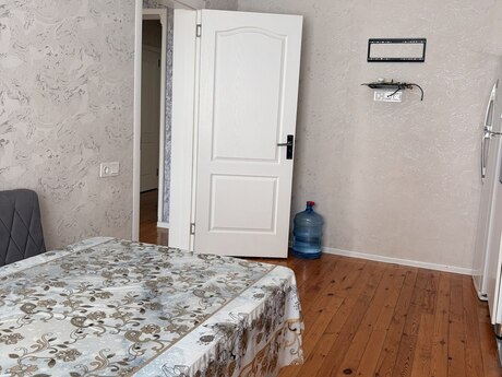 5 otaqlı həyət evi, 110 m², Binə: 80 000 ₼ 4