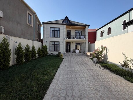 6 otaqlı həyət evi, 230 m², Bakıxanov: 365 000 ₼ 2