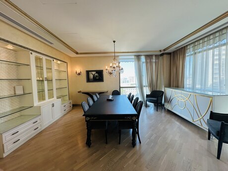 3-room apartment for rent, 175 m², İçəri Şəhər: 3 000 ₼/mo 3