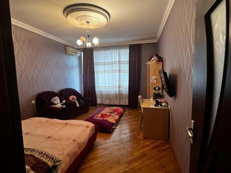 1-room apartment, 65 m², Neftçilər: 150 000 ₼ 3