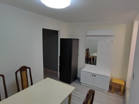 Kirayə 2 otaqlı mənzil, 40 m², 28 May: 700 ₼/ay 4